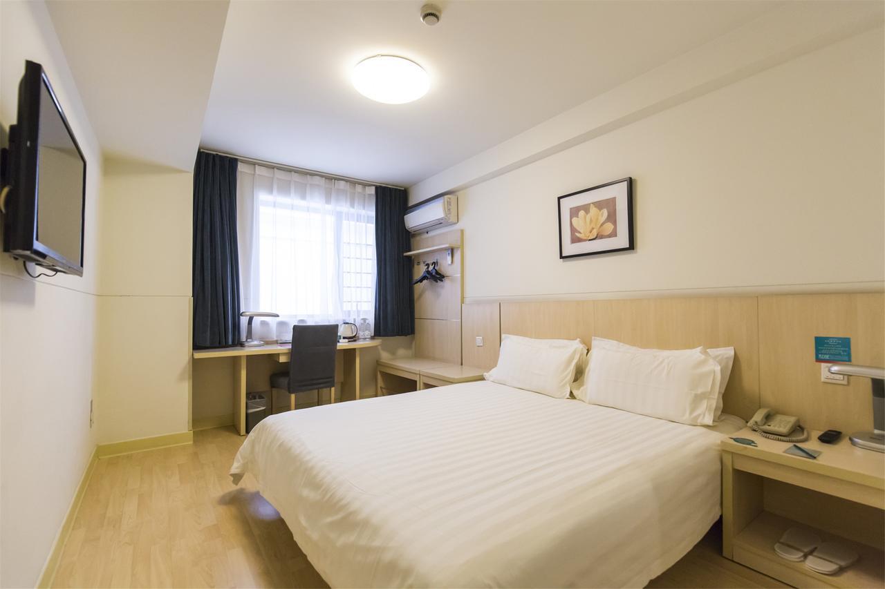 Jinjiang Inn Chengdu Chunxi Road Taiguli Hotel Exterior photo